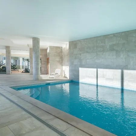 Lägenhet Marina View 8 With Pool By Homing Lagos